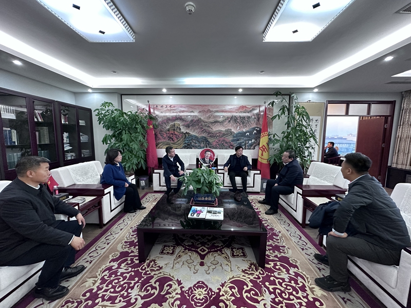 慶城縣招商組到訪(fǎng)岳氏集團(tuán)考察交流